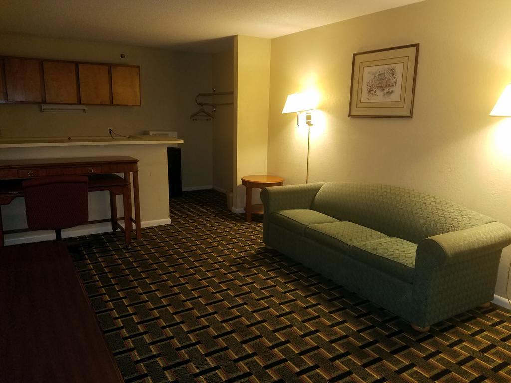 Americas Best Value Inn-Winnsboro Exterior foto